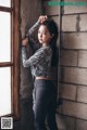 Beautiful Yoon Ae Ji poses glamor in gym fashion photos (56 photos) P29 No.53966e