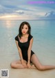 Beautiful Park Soo Yeon in the beach fashion picture in November 2017 (222 photos) P166 No.e0c7d9
