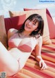 Yuka Ogura 小倉優香, Young Magazine 2019 No.16 (ヤングマガジン 2019年16号) P3 No.d5305a